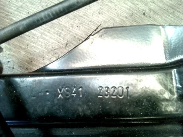 bontott FORD FOCUS I Bal hátsó Ablakemelő Szerkezet (Elektromos)