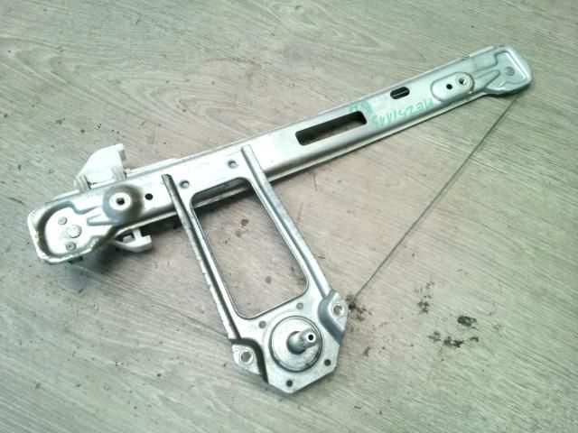 bontott FORD FOCUS I Bal hátsó Ablakemelő Szerkezet (Mechanikus)