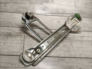 bontott FORD FOCUS I Bal hátsó Ablakemelő Szerkezet (Mechanikus)