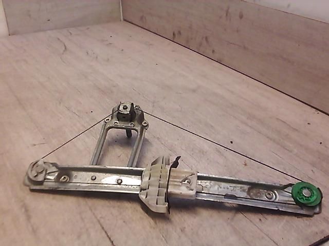 bontott FORD FOCUS I Bal hátsó Ablakemelő Szerkezet (Mechanikus)