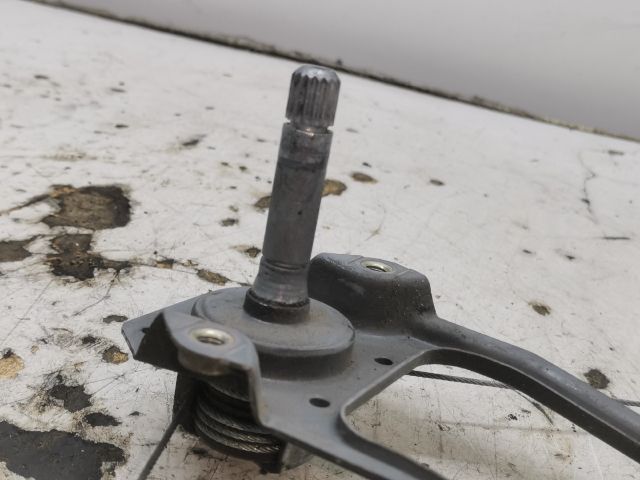 bontott FORD FOCUS I Bal hátsó Ablakemelő Szerkezet (Mechanikus)