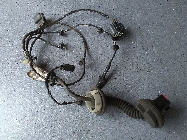 bontott FORD FOCUS I Bal hátsó Ajtó Kábelköteg