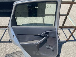bontott FORD FOCUS I Bal hátsó Ajtó (Részeivel)