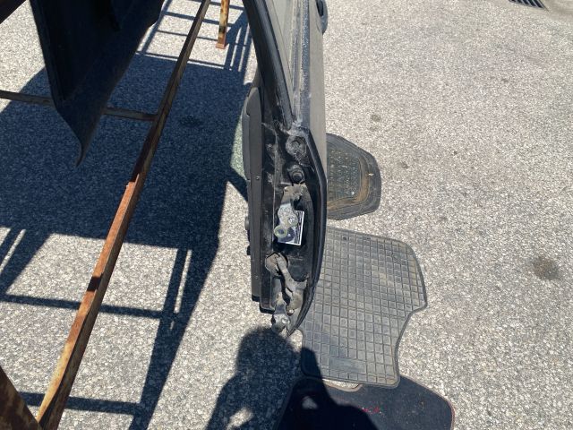 bontott FORD FOCUS I Bal hátsó Ajtó (Részeivel)