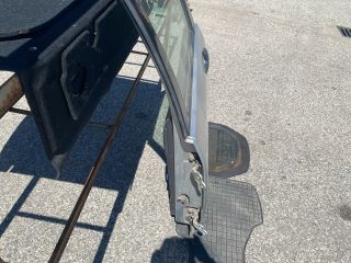 bontott FORD FOCUS I Bal hátsó Ajtó (Részeivel)