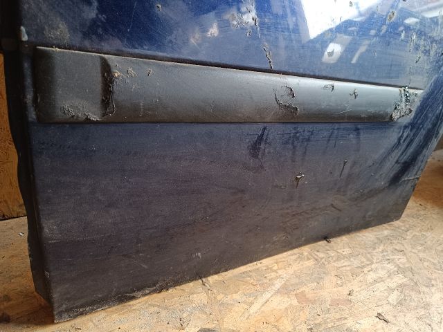 bontott FORD FOCUS I Bal hátsó Ajtó (Üres lemez)