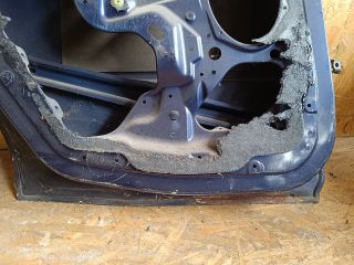 bontott FORD FOCUS I Bal hátsó Ajtó (Üres lemez)