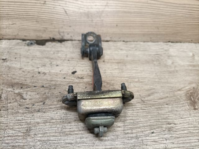 bontott FORD FOCUS I Bal hátsó Ajtóhatároló