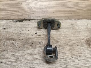 bontott FORD FOCUS I Bal hátsó Ajtóhatároló