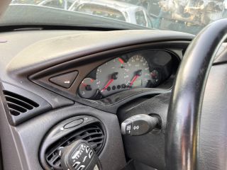 bontott FORD FOCUS I Bal hátsó Ajtóhatároló