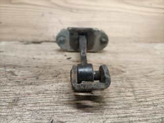 bontott FORD FOCUS I Bal hátsó Ajtóhatároló