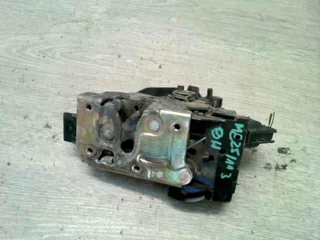 bontott FORD FOCUS I Bal hátsó Ajtózár