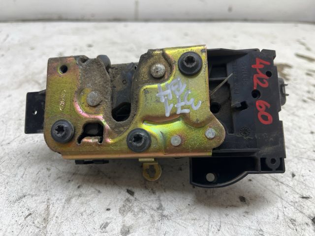 bontott FORD FOCUS I Bal hátsó Ajtózár