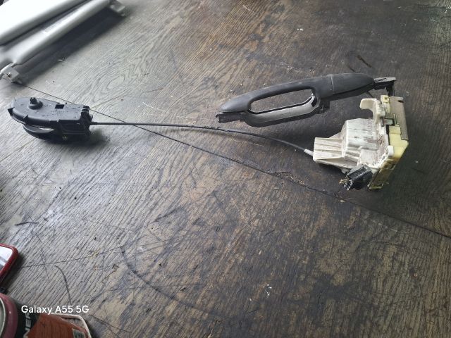 bontott FORD FOCUS I Bal hátsó Ajtózár