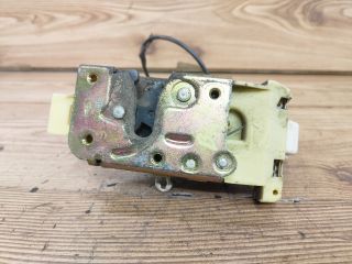 bontott FORD FOCUS I Bal hátsó Ajtózár