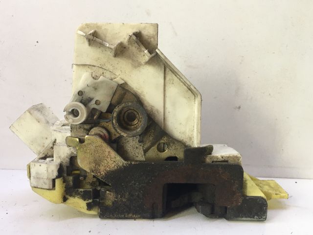 bontott FORD FOCUS I Bal hátsó Ajtózár