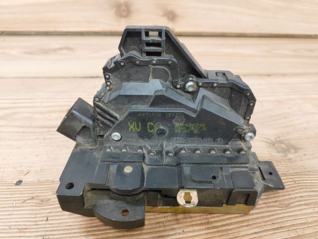 bontott FORD FOCUS I Bal hátsó Ajtózár