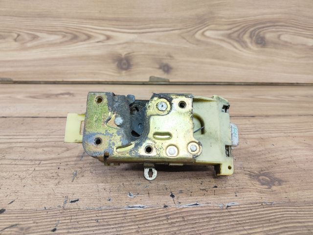 bontott FORD FOCUS I Bal hátsó Ajtózár