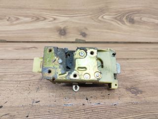 bontott FORD FOCUS I Bal hátsó Ajtózár