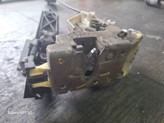 bontott FORD FOCUS I Bal hátsó Ajtózár