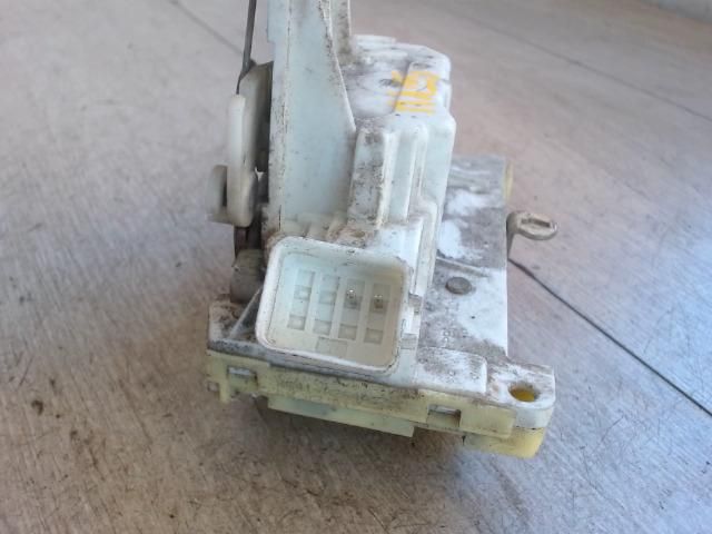 bontott FORD FOCUS I Bal hátsó Ajtózár