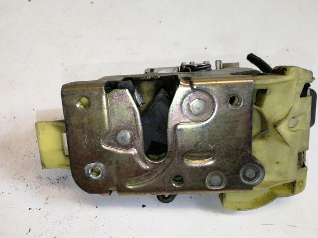 bontott FORD FOCUS I Bal hátsó Ajtózár