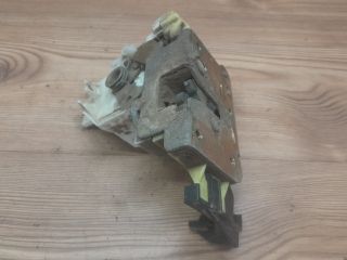 bontott FORD FOCUS I Bal hátsó Ajtózár