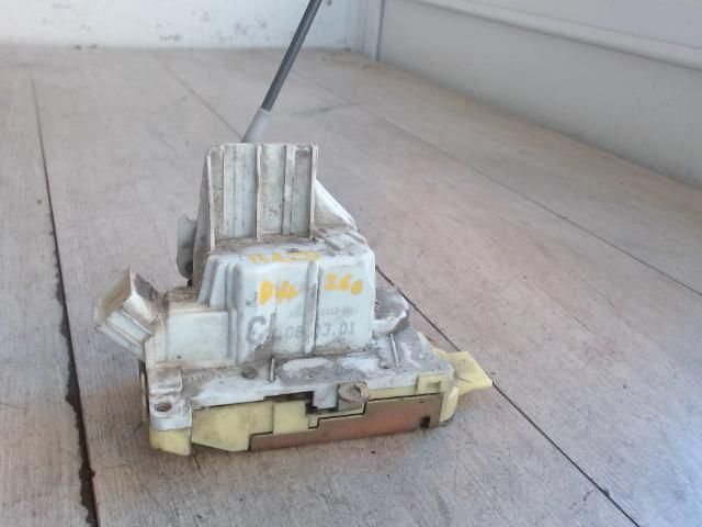 bontott FORD FOCUS I Bal hátsó Ajtózár