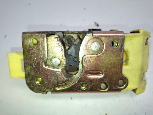 bontott FORD FOCUS I Bal hátsó Ajtózár