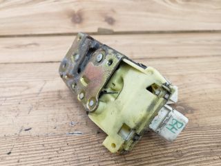 bontott FORD FOCUS I Bal hátsó Ajtózár