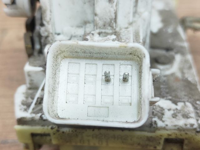 bontott FORD FOCUS I Bal hátsó Ajtózár