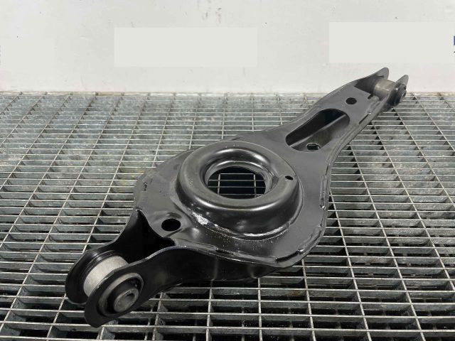 bontott FORD FOCUS I Bal hátsó Alsó Lengőkar