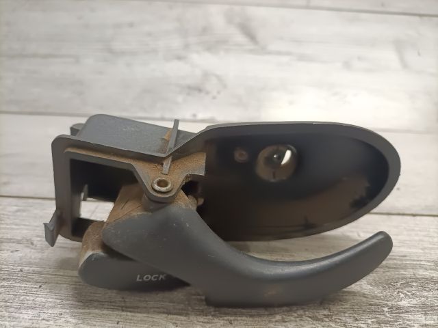 bontott FORD FOCUS I Bal hátsó Belső Kilincs