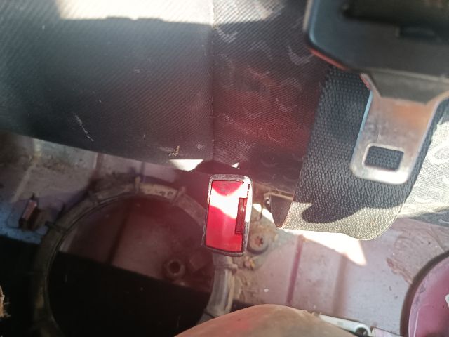 bontott FORD FOCUS I Bal hátsó Biztonsági Öv Csat