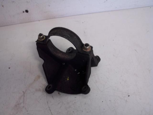 bontott FORD FOCUS I Bal hátsó Féltengely Tartó