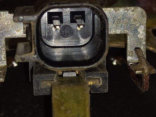 bontott FORD FOCUS I Bal hátsó Hangszóró