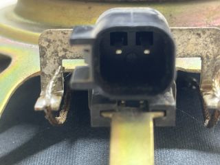 bontott FORD FOCUS I Bal hátsó Hangszóró