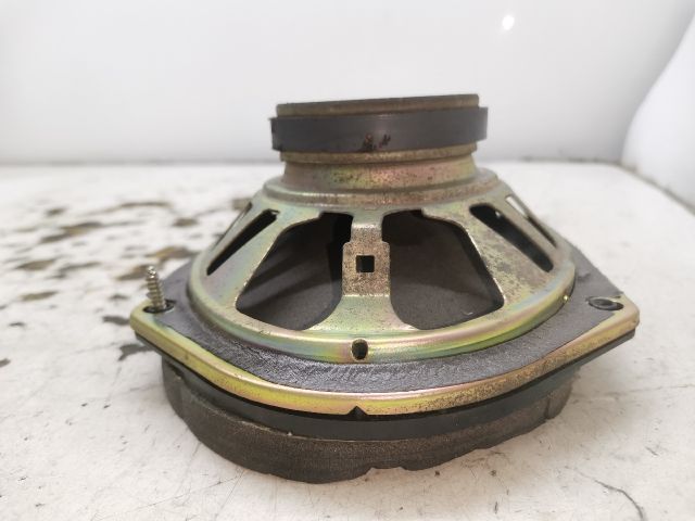 bontott FORD FOCUS I Bal hátsó Hangszóró