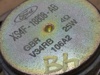 bontott FORD FOCUS I Bal hátsó Hangszóró