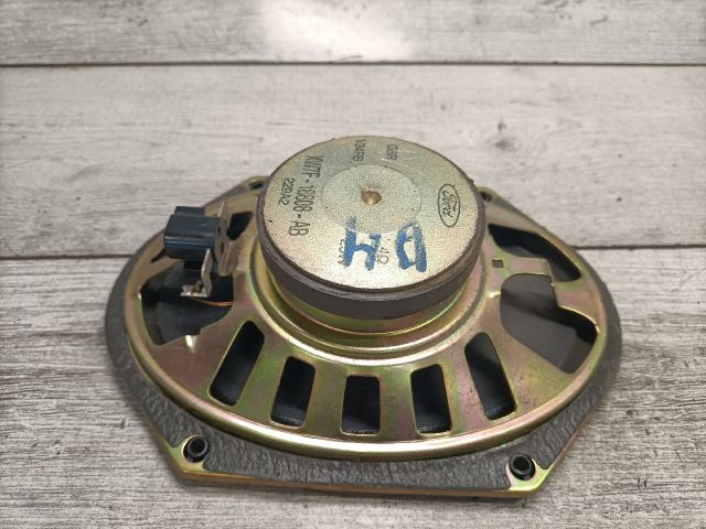 bontott FORD FOCUS I Bal hátsó Hangszóró