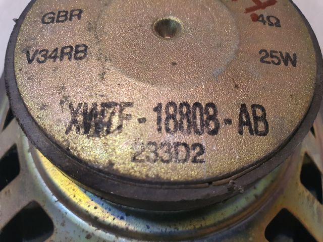 bontott FORD FOCUS I Bal hátsó Hangszóró