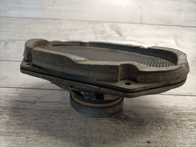 bontott FORD FOCUS I Bal hátsó Hangszóró