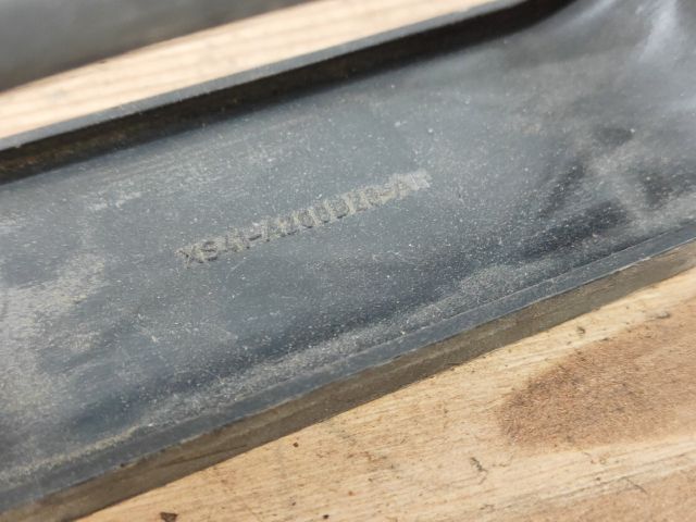 bontott FORD FOCUS I Bal hátsó Külső Kilincs