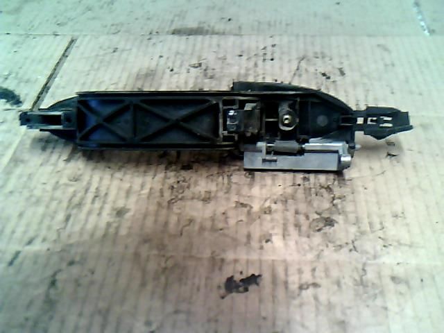 bontott FORD FOCUS I Bal hátsó Külső Kilincs