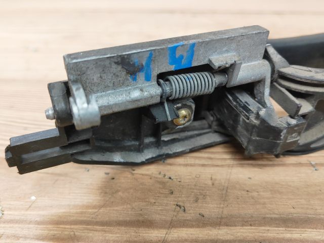 bontott FORD FOCUS I Bal hátsó Külső Kilincs