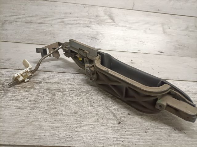 bontott FORD FOCUS I Bal hátsó Külső Kilincs