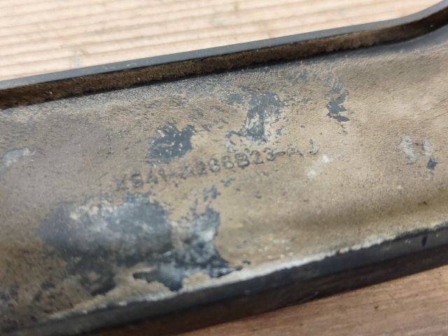 bontott FORD FOCUS I Bal hátsó Külső Kilincs