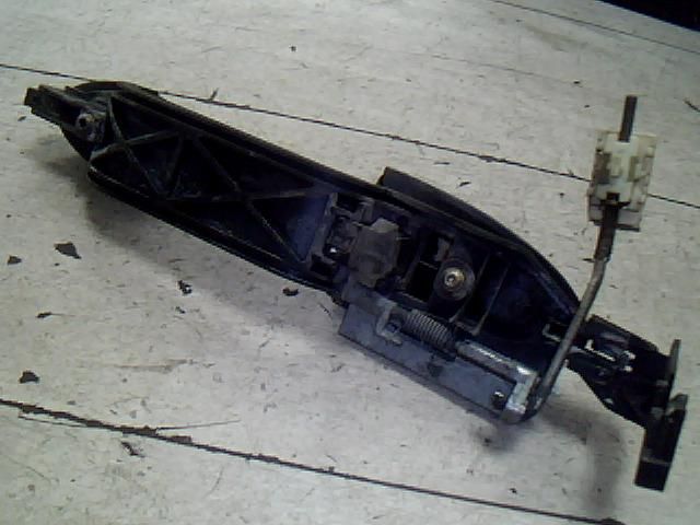 bontott FORD FOCUS I Bal hátsó Külső Kilincs