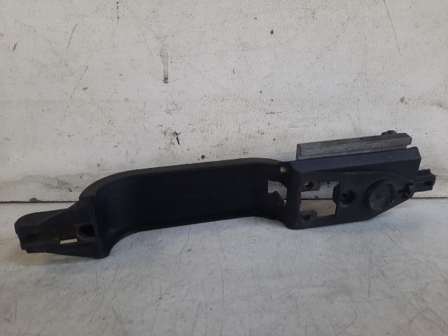 bontott FORD FOCUS I Bal hátsó Külső Kilincsfészek