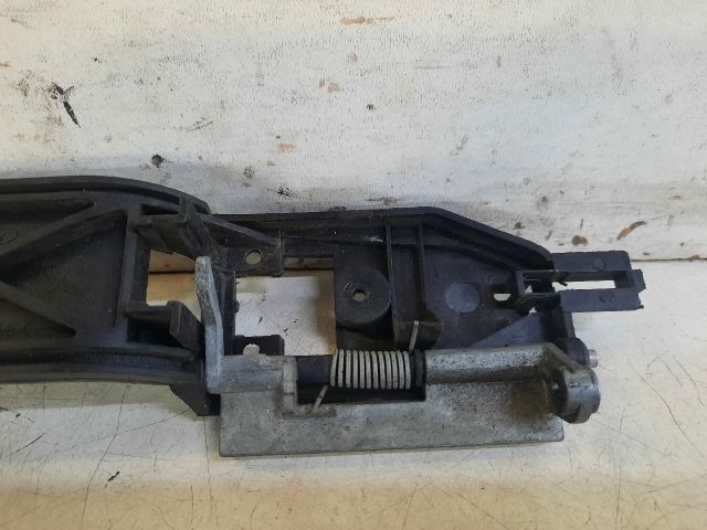 bontott FORD FOCUS I Bal hátsó Külső Kilincsfészek